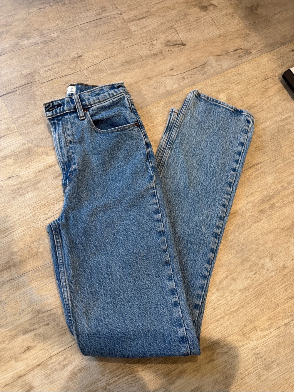 Abercrombie Ultra High Rise Straight Jean